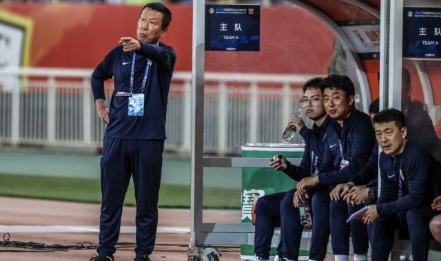 kaiyun-康熙首败！泰山连续两场读秒丢球 两外援缺席下轮